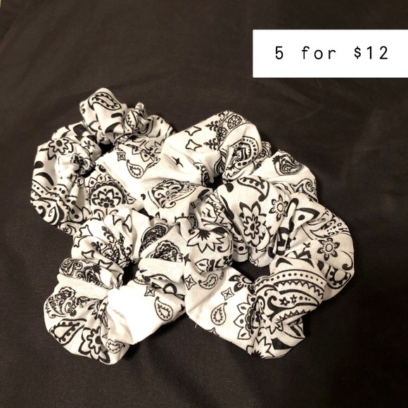 Accessories - White bandana scrunchy!